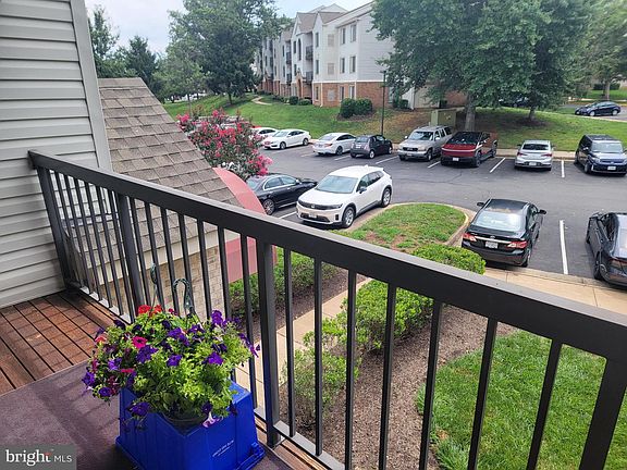5th image of 9564 Cannoneer Ct APT 301