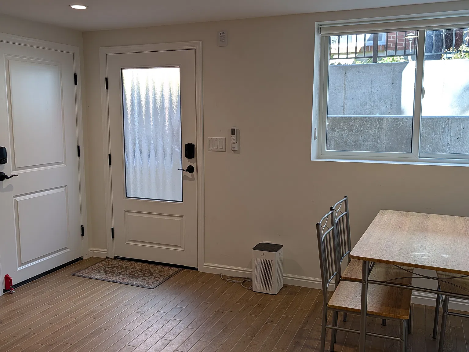 1 bed, 750 sqft, $2,000 — Photo 3