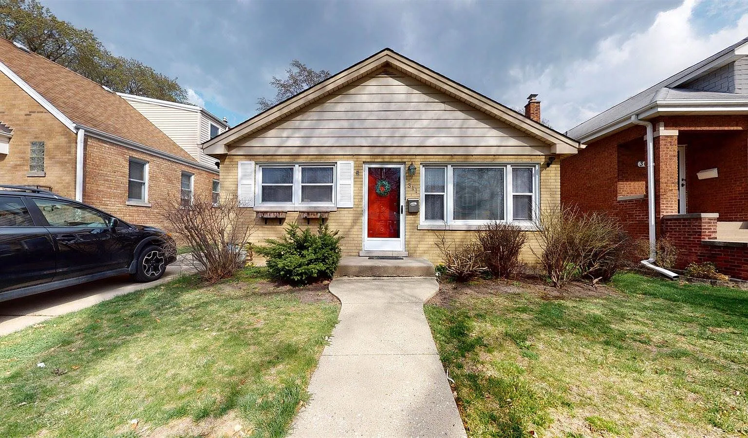 3 bed, $2,995 — Photo 1