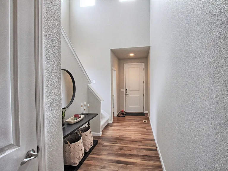 8961 Birch Run Dr — Photo 13