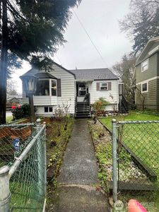 9256 7th Avenue NW, Seattle, WA, 98117