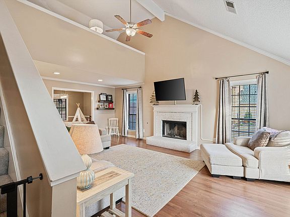 3rd image of 7760 Shadow Elm Ln