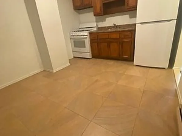 25-93 38th Street image 1 of 7