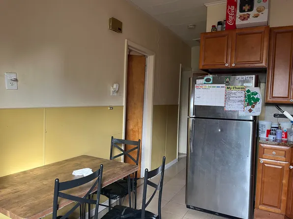 221 53rd Street image 14 of 21