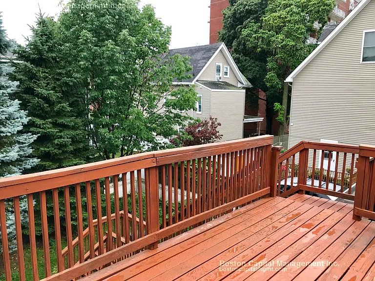 674 Main St — Photo 16