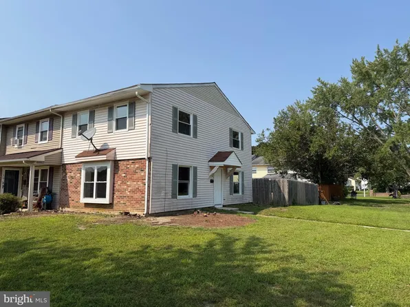 48 Magnolia Ct, Sicklerville, NJ 08081