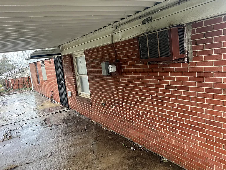 5420 Gardendale Ave — Photo 8