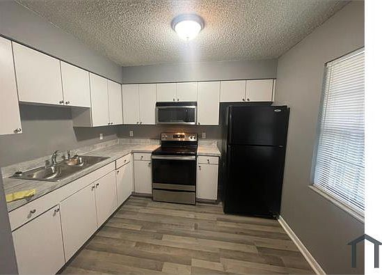 4th image of 9512 N 13th St APT A