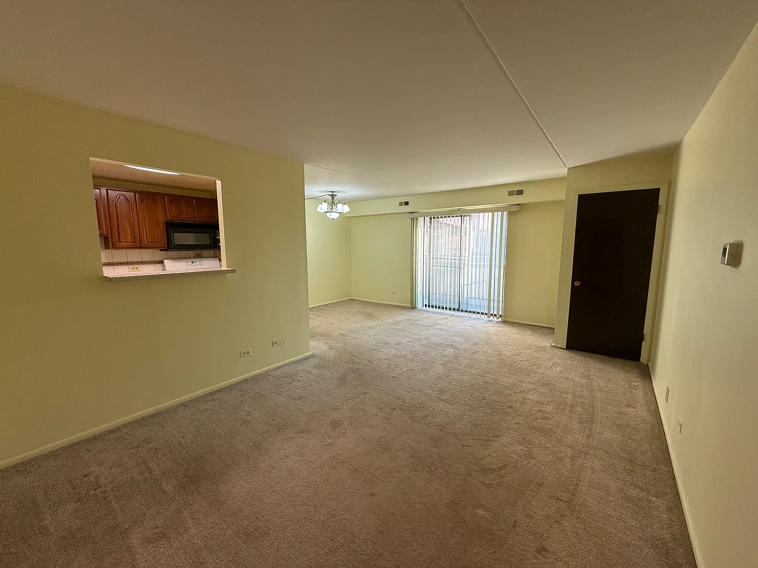 1 bed, 700 sqft, $1,650 — Photo 2