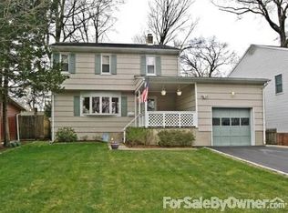27 Merrie Trl, Denville, NJ 07834