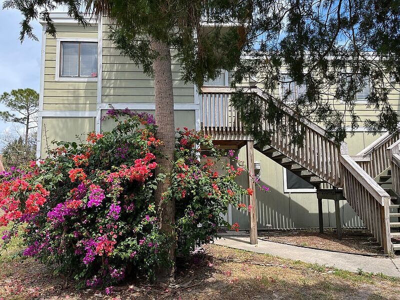 1st image of 130 Scottsdale Sq #130