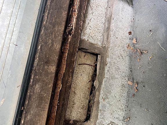 3rd image of 321 N St SW