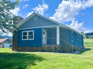 8 Stillhouse Branch Rd, Leicester, NC 28748