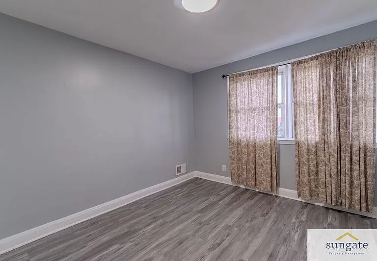1504 Elrino St — Photo 15