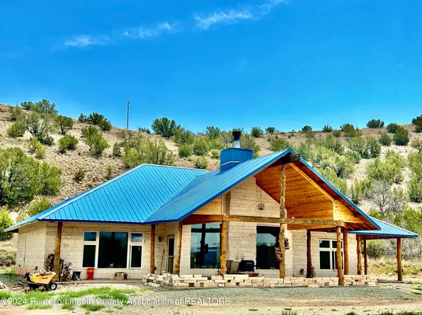186 Blackwater Draw Rd, Tinnie, NM 88351