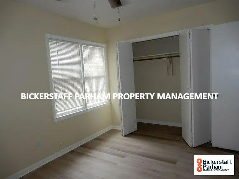1263 Cedar Ave — Photo 8