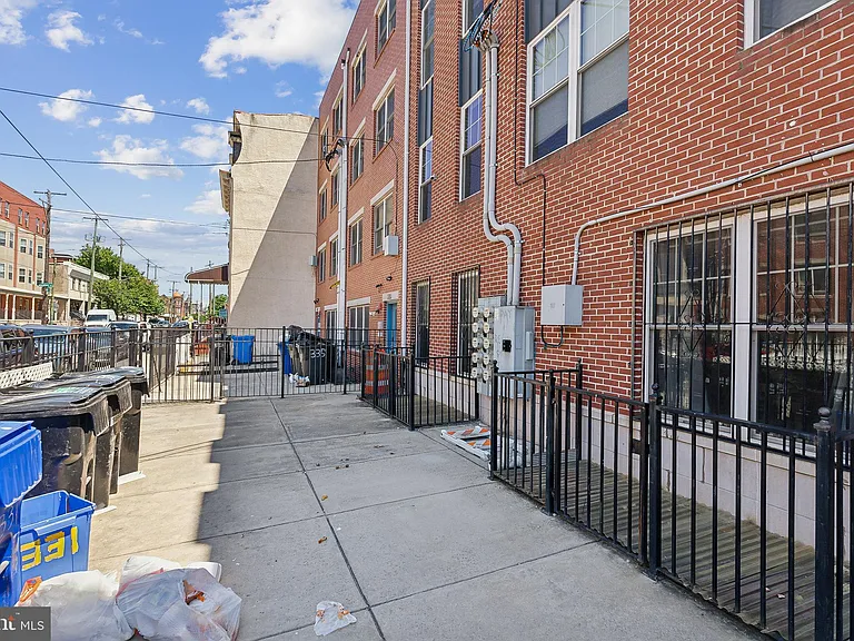 331 N 40th St #1B — Photo 25