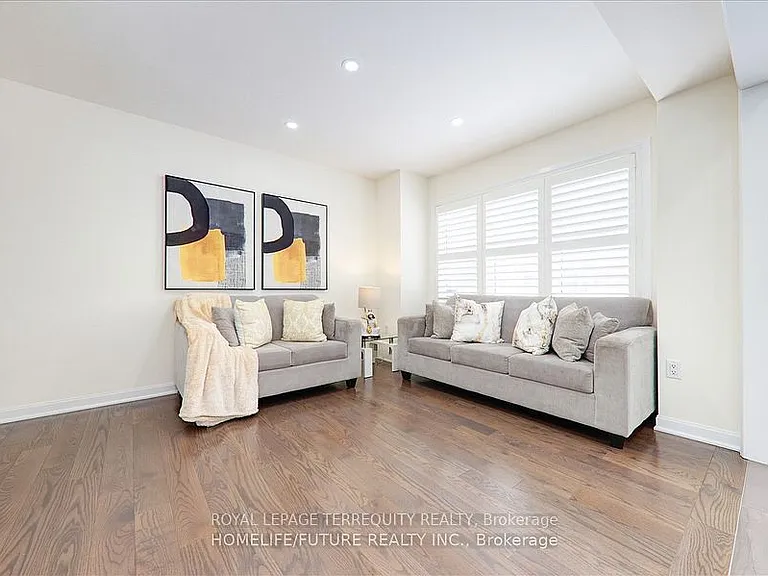 2412 Fall Harvest Cres — Photo 22