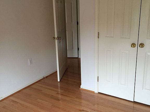 4th image of 13117 Lake Geneva Way