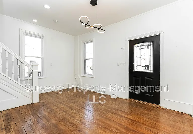 226 Greenwich Ave — Photo 5