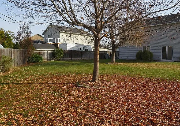 17553 N Chouteau Ave — Photo 16