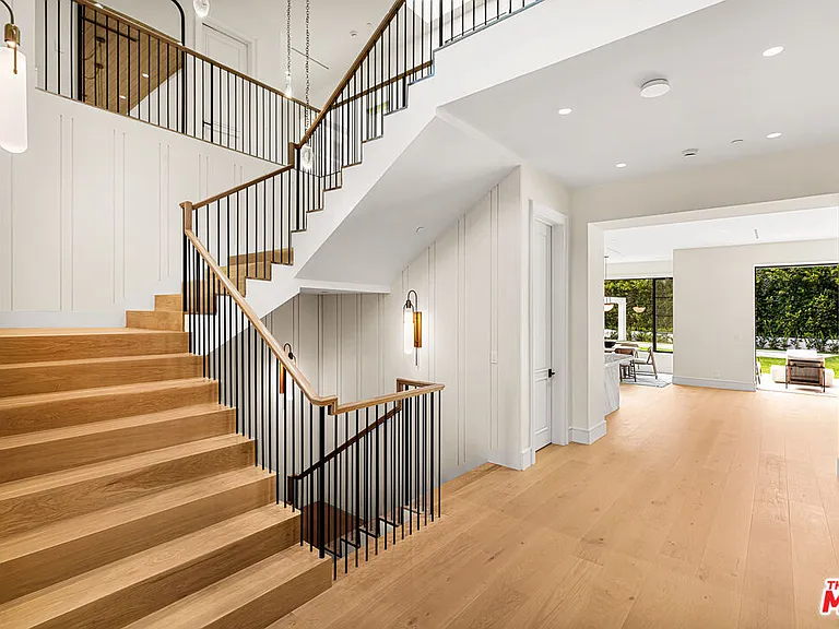 415 N Cliffwood Ave — Photo 4