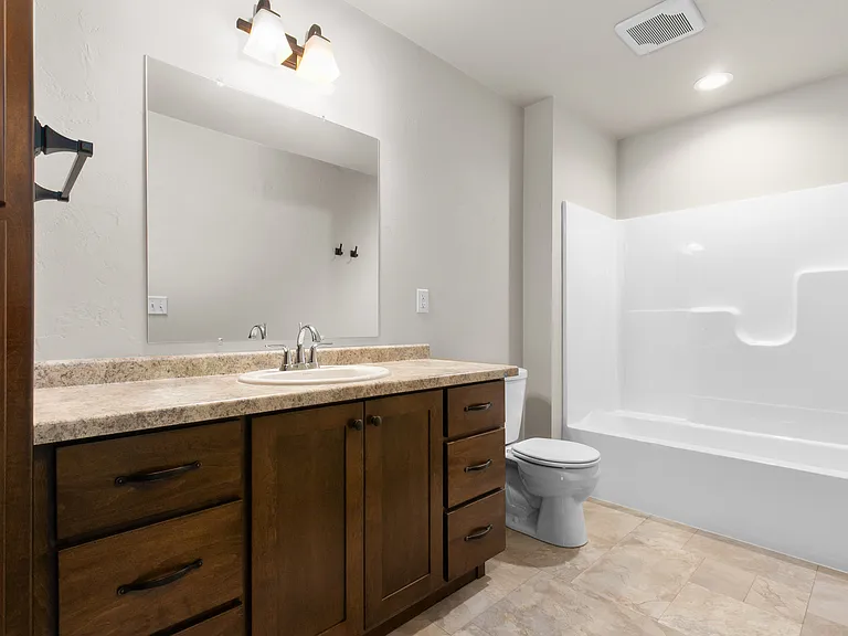 N1106 Craftsmen Ct #1106 — Photo 14