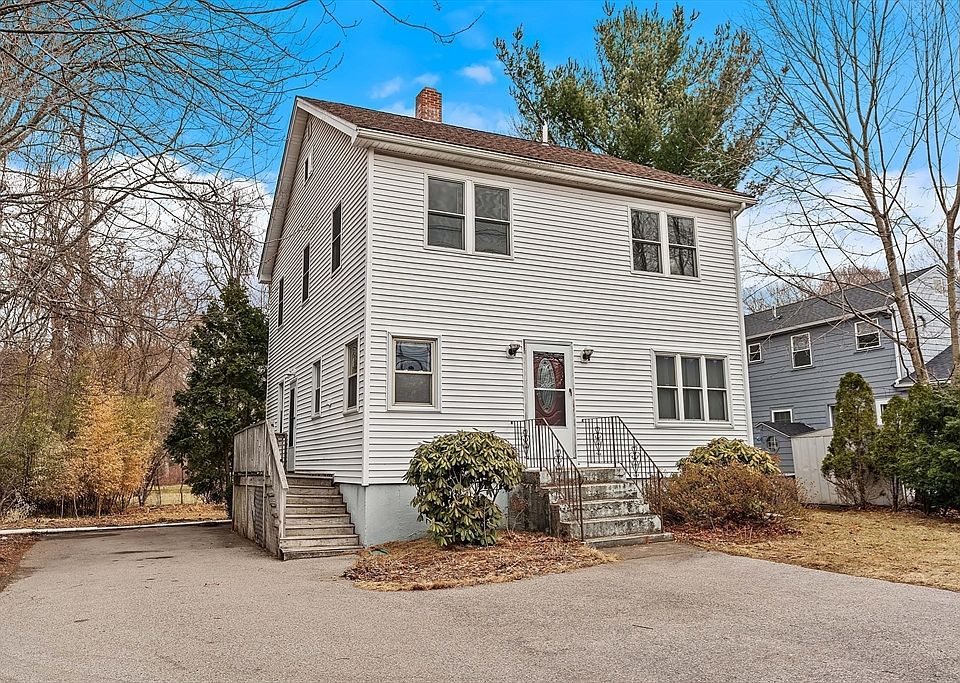 1st image of 925 Worcester St