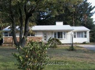 11121 Lockwood Dr, Silver Spring, MD 20901