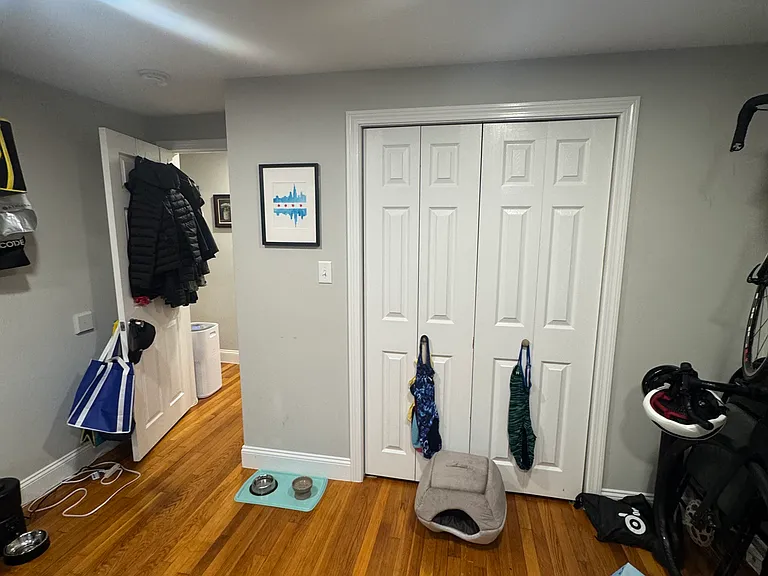 505-507 Talbot Ave #2 — Photo 7