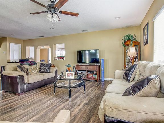 3rd image of 11014 Land O Lakes Blvd