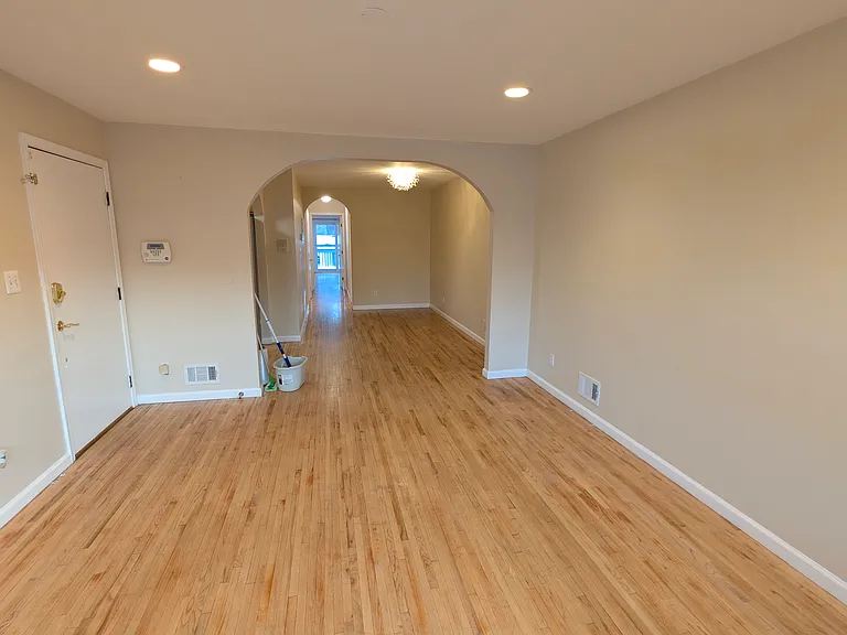 213 Palmer St #1 — Photo 9