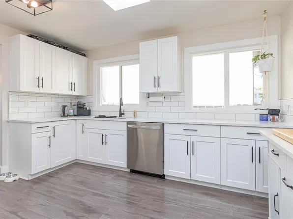 716 Obrien Pl, Nanaimo, BC V9R 6B1
