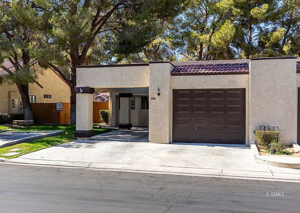 1st image of 929 Monterey Dr