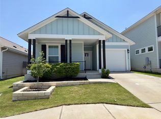 316 E Broade St, Leander, TX 78641