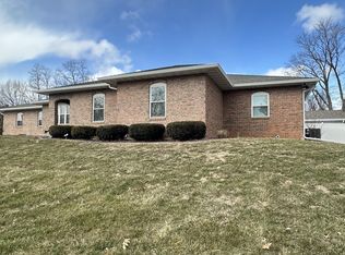 1006 Abbey Rdg, Quincy, IL 62305