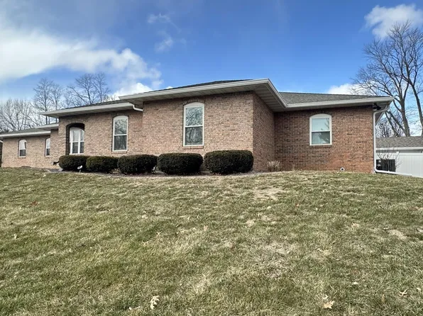 1006 Abbey Rdg, Quincy, IL 62305