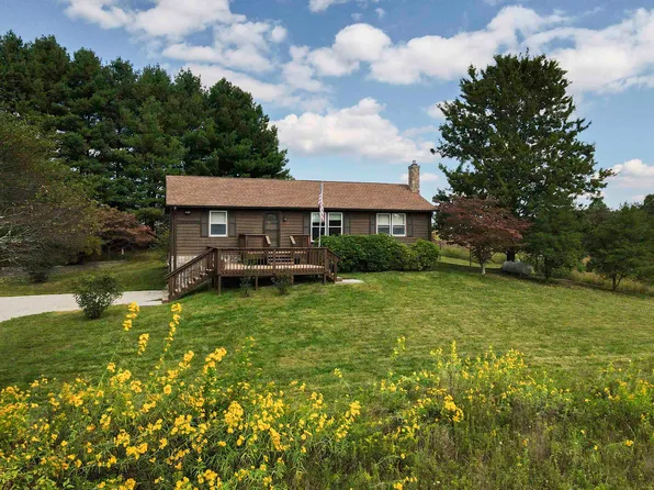 8564 Gravel Hill Rd, Catawba, VA 24070