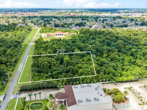 Gretna Blvd, Harvey, LA 70058