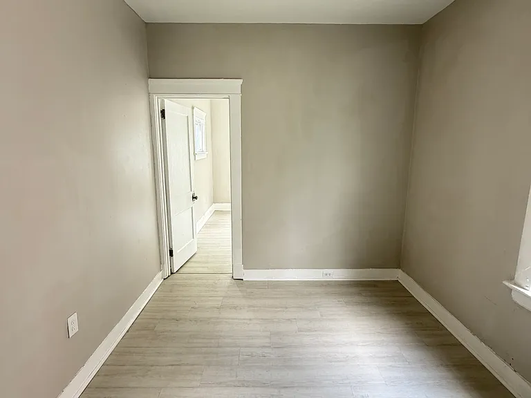 3038 E 125th St #1 — Photo 9