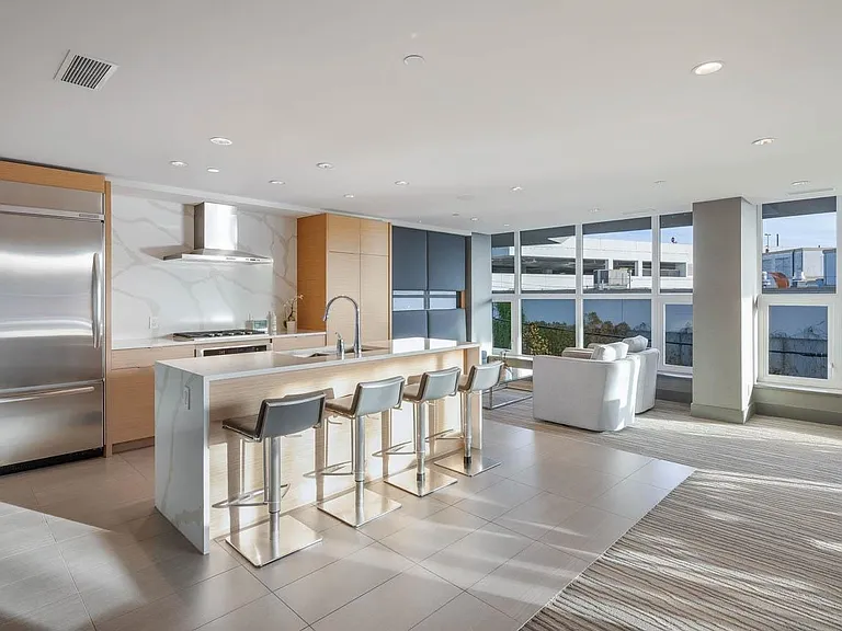 866 Arthur Erickson Pl #204 — Photo 22