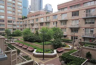 Rented by R New York