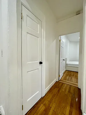 Rented by Mauro Bros Real Estate Services LLC | media 9