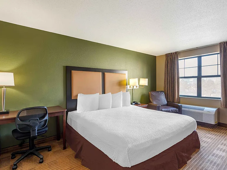 Studio Suite - 1 King Bed