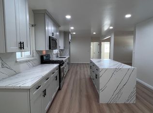 12511 Ramona Ave APT B, Hawthorne, CA 90250