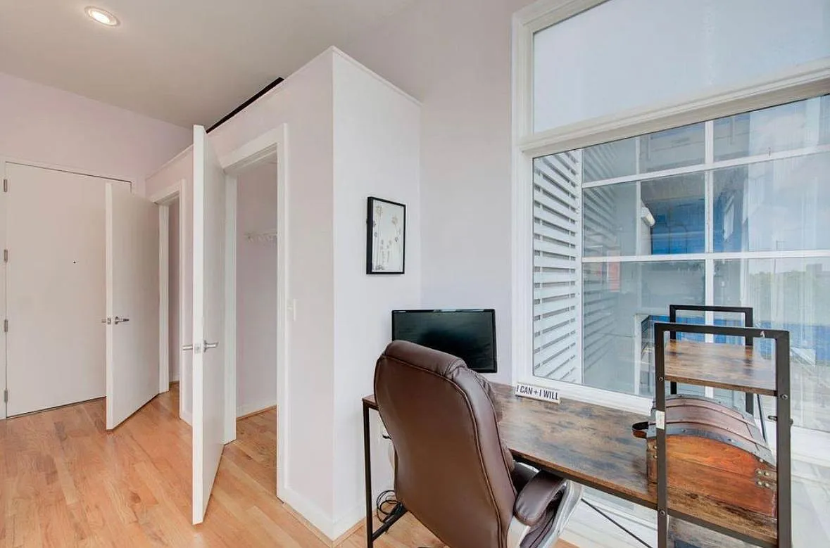 1150 Vine St — Photo 4