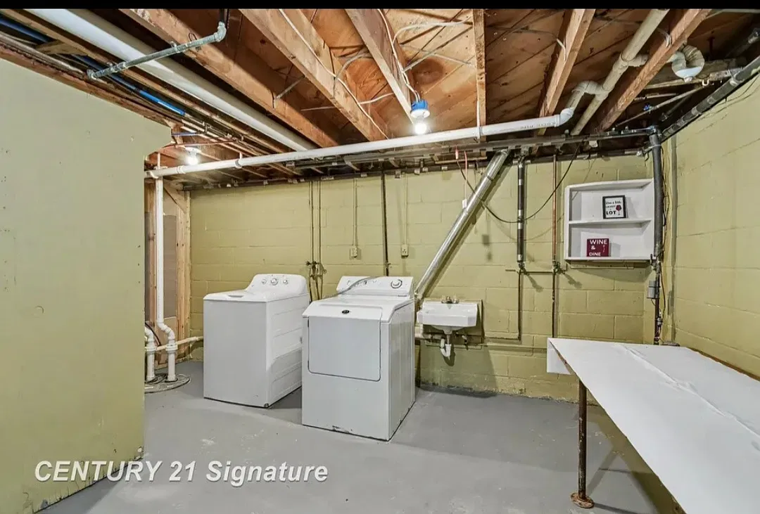 3 bed, 1056 sqft, $1,450 — Photo 4
