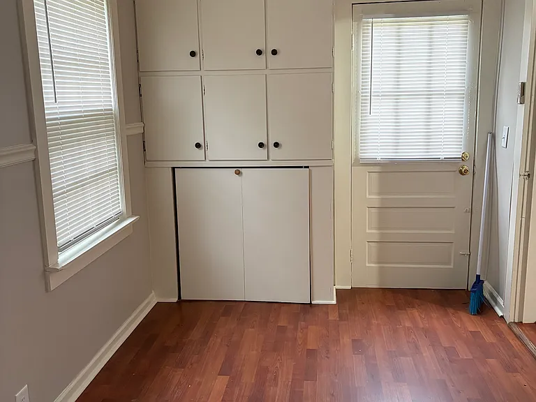 416 Manor Cir — Photo 9