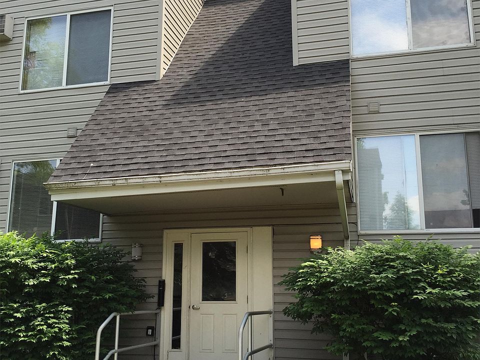 2nd image of 315 N Lowe St APT 64D