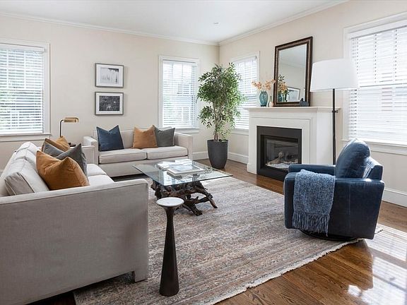 2nd image of 17 Davis Ave #1